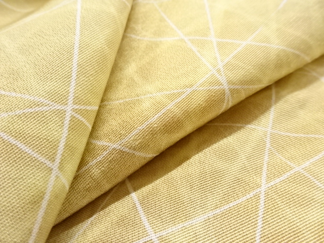  線描き模様小紋着物